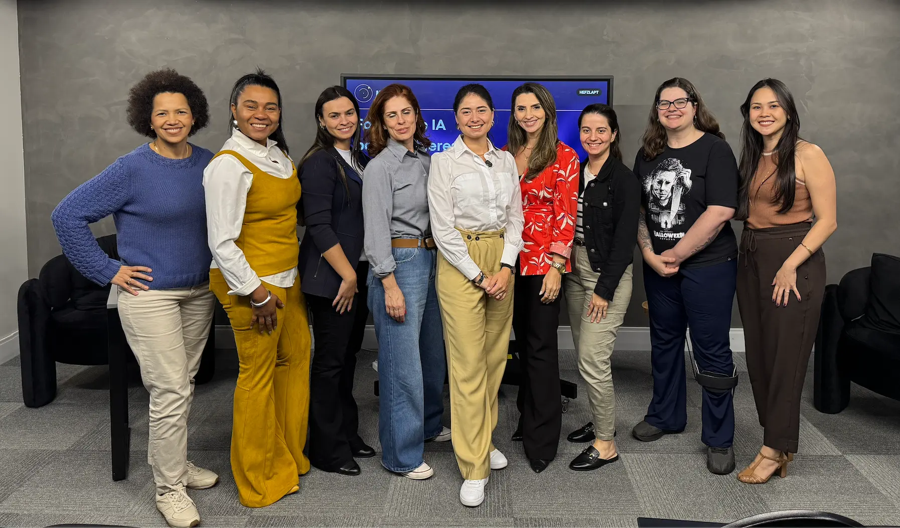 Participantes da Mentoria IH7 reunidas ao final de um encontro
